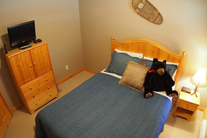 Room 3 of 17