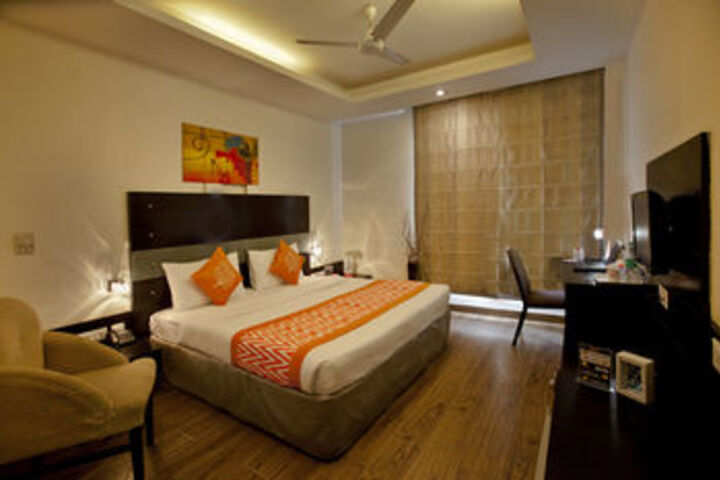 Room 30 of 64