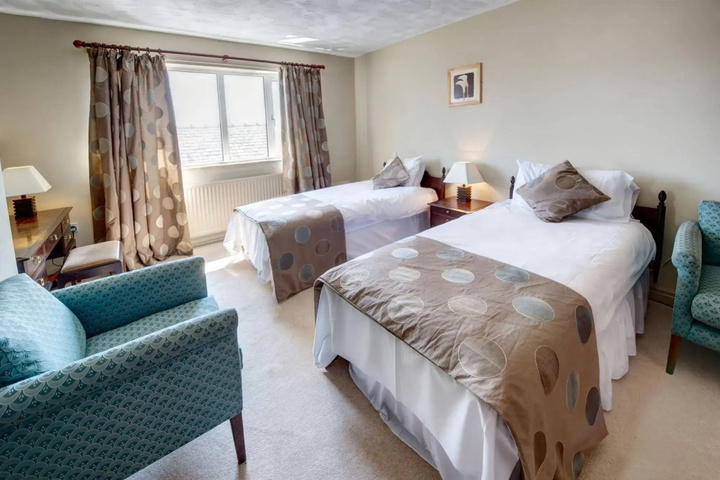 guest_rooms