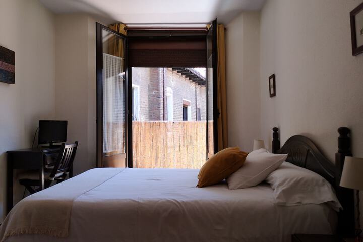 Room 7 of 20