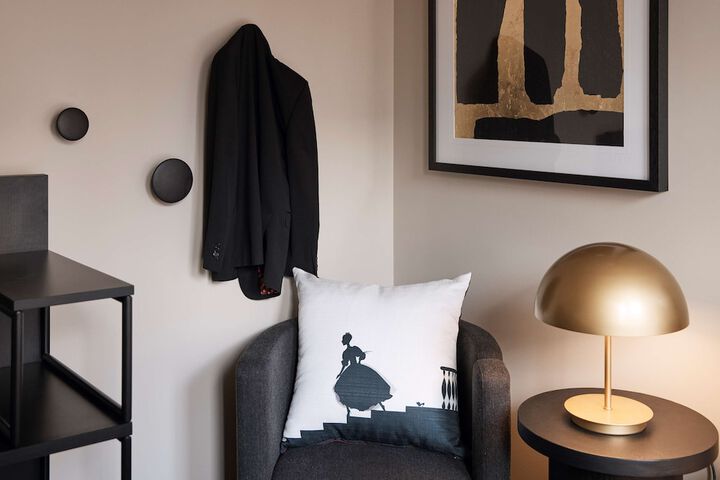 Room 14 of 78