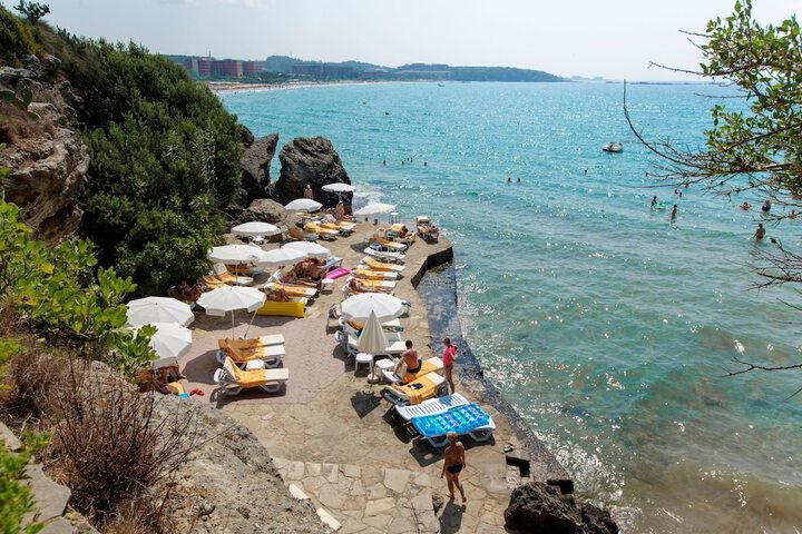 Beach 60 of 87