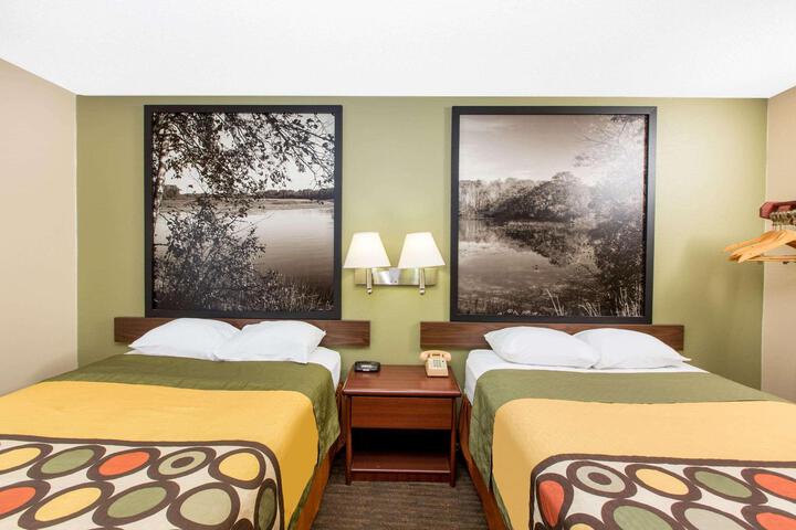 2 Double Beds (2 of 8)