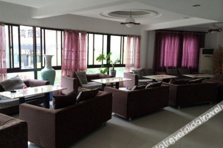 Hotel Interior 9 of 31