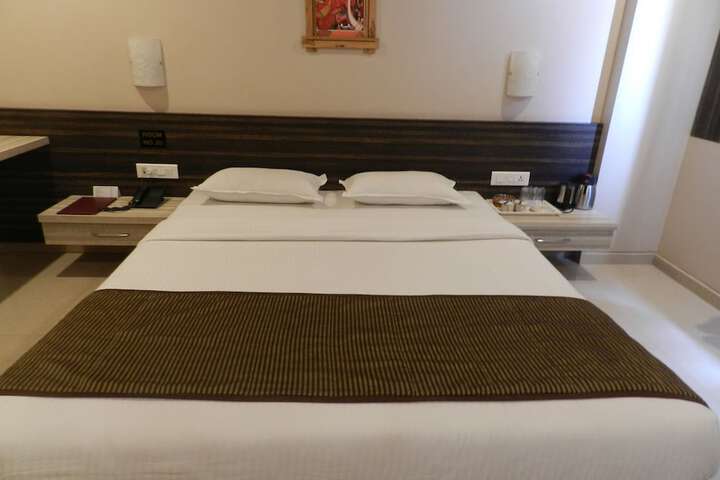 Room 14 of 70