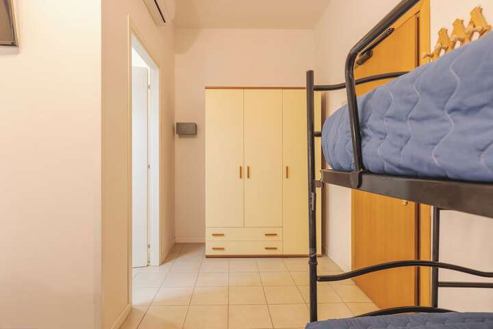 Room 13 of 56