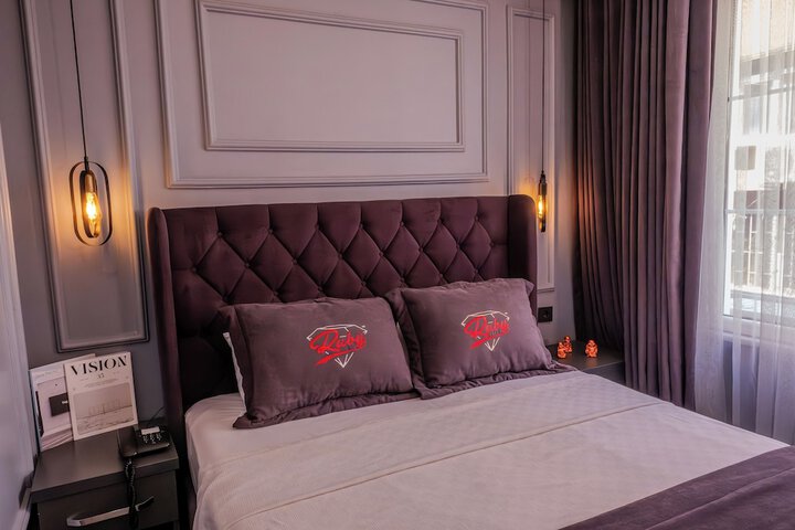 Room 26 of 49