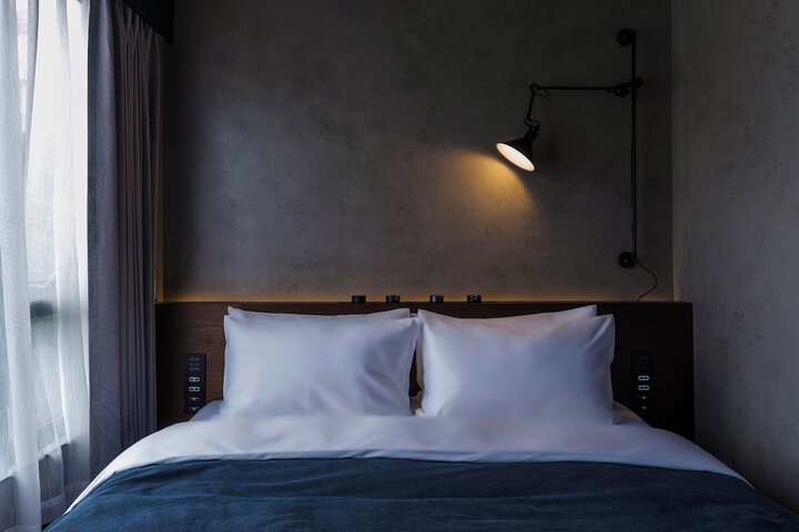 Room 13 of 44