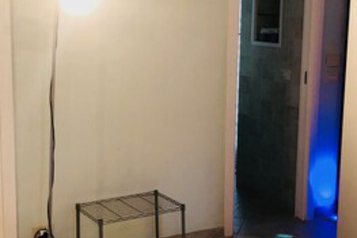 Room 80 of 83