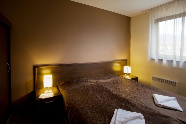 Room 10 of 132