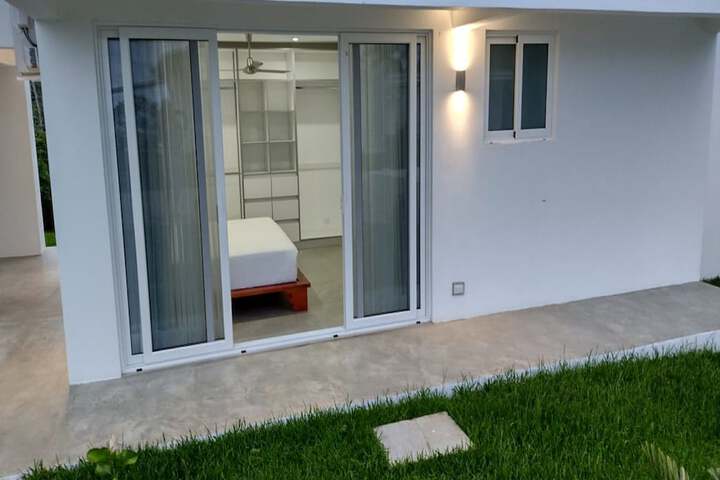 Room 3 of 120