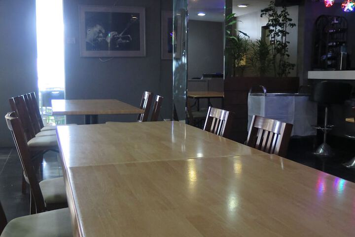 Dining 58 of 66