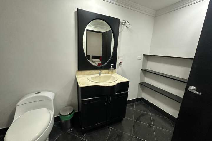 Room 6 of 41