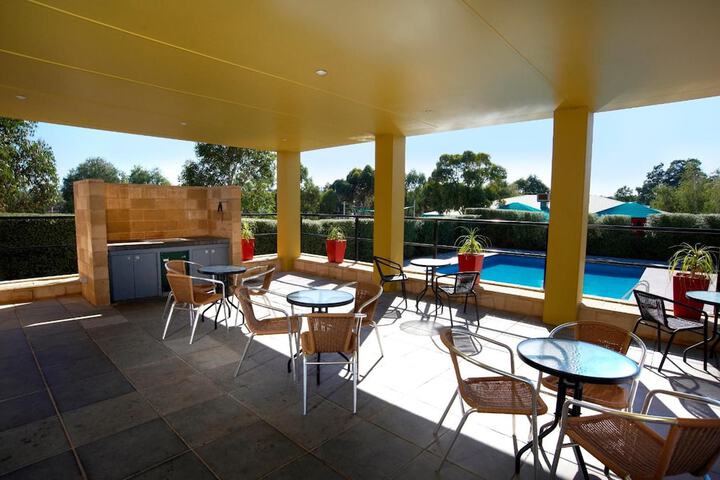 Hotel Pool