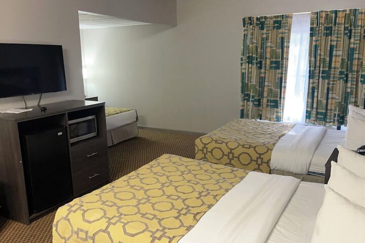 1 King Bed Studio Suite (13 of 14)