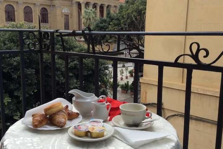 Breakfast/Coffee Service 19 of 31