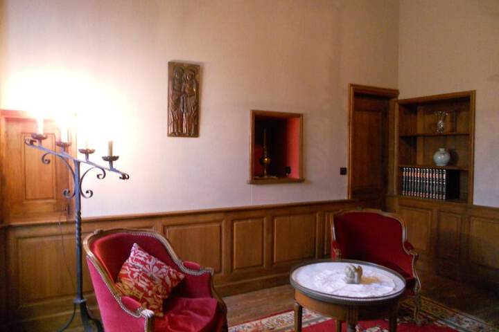 Room 20 of 48