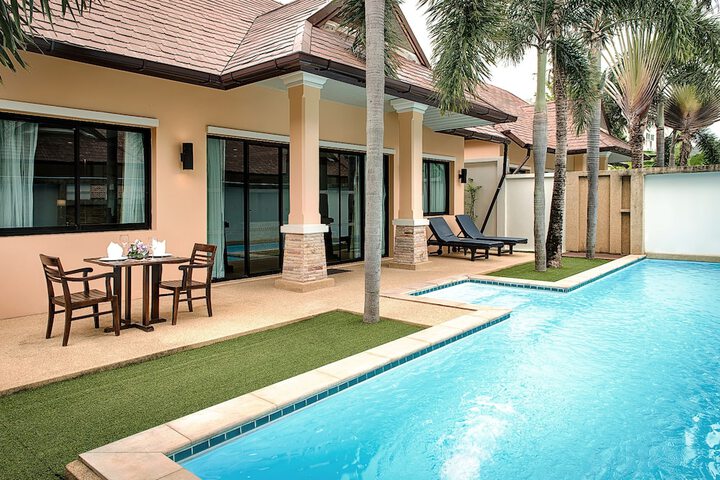 Pool 55 of 108