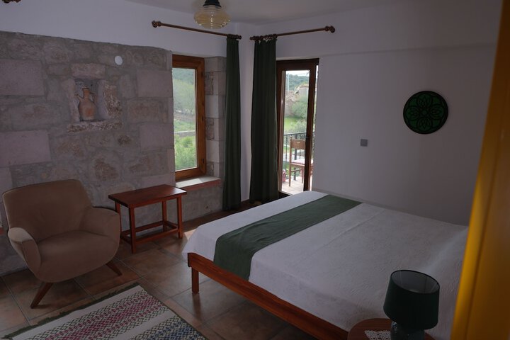 Room 13 of 63