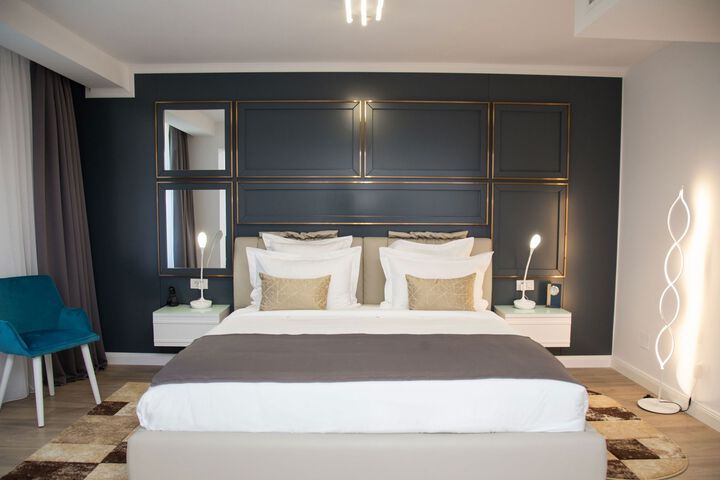 Room 51 of 60