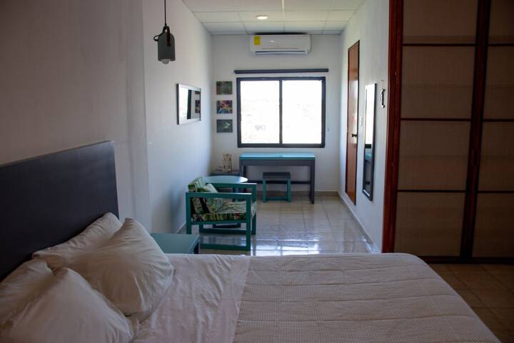 Room 21 of 48