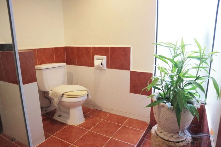 Room 17 of 26