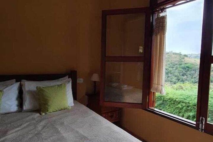 Room 9 of 44
