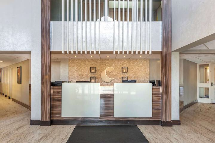 Lobby Entry