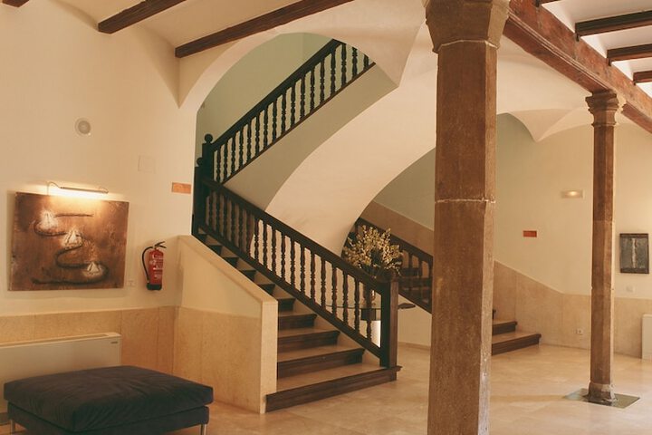 Hotel Interior 4 of 43