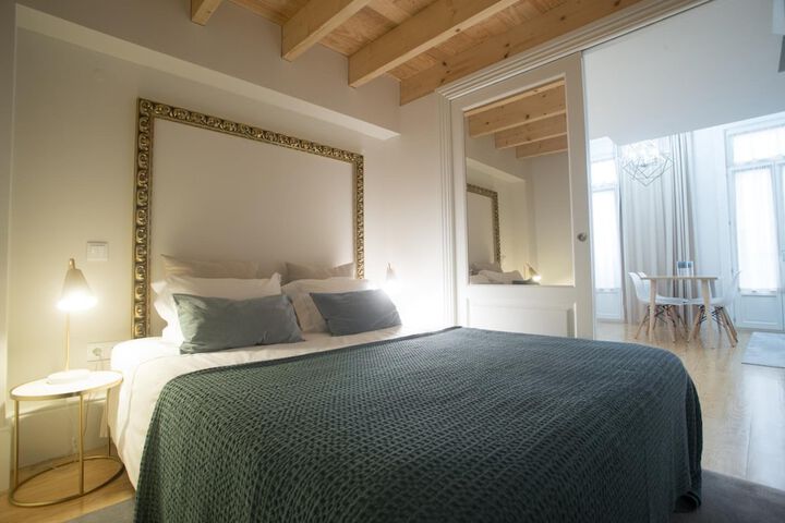 Room 9 of 29