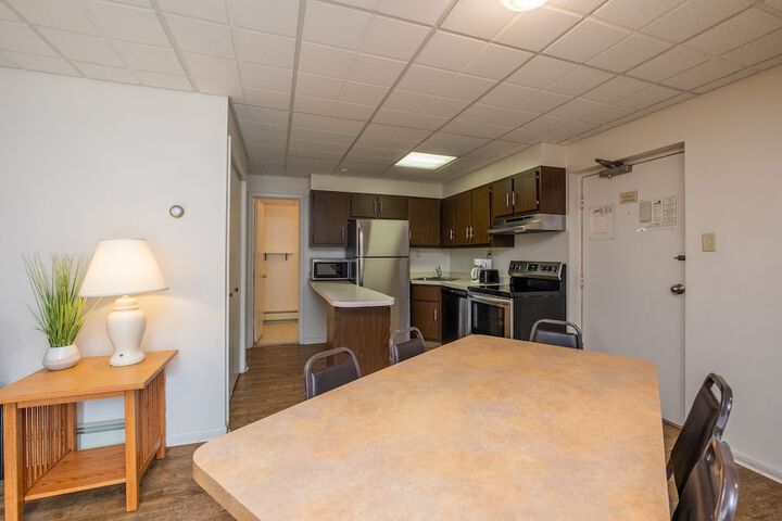 Room 18 of 27