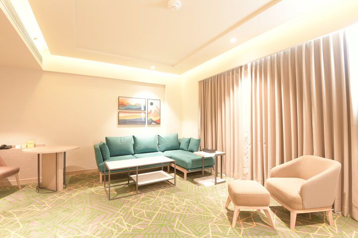 Room 43 of 95