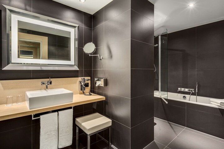 Bathroom Interior Photo