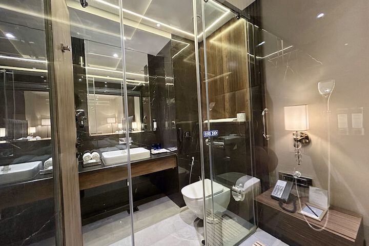 Room 29 of 52