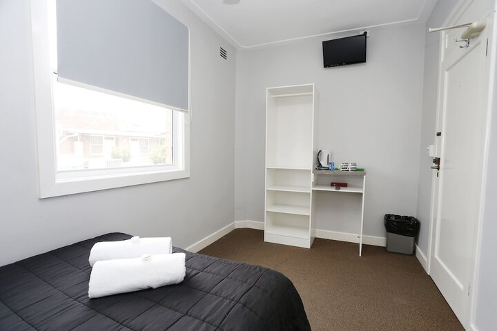 Room 4 of 58