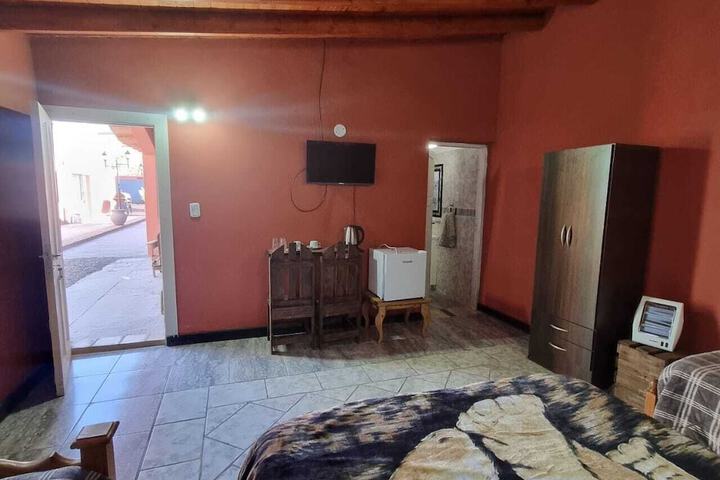 Room 3 of 20
