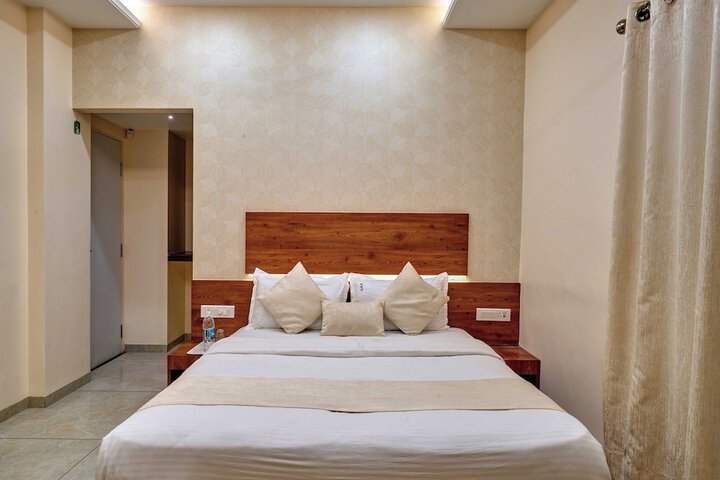 Room 43 of 54