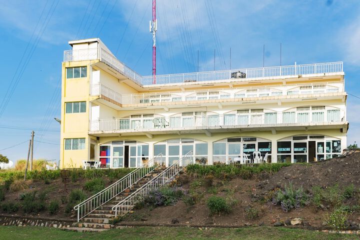 Sunrise Apartments Hotel