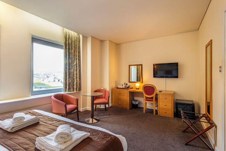 Room 22 of 74