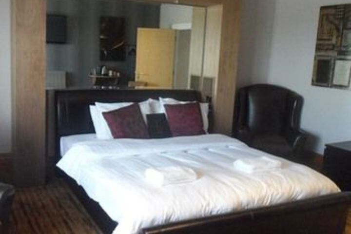 Room 7 of 20