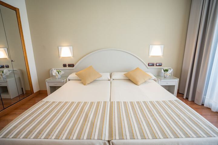 Room 15 of 58