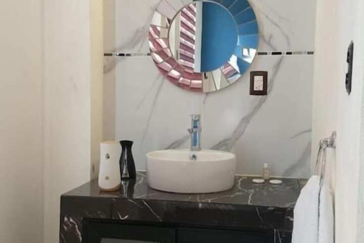 Room 17 of 21