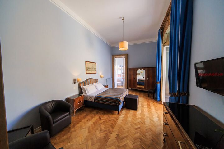 Room 3 of 30