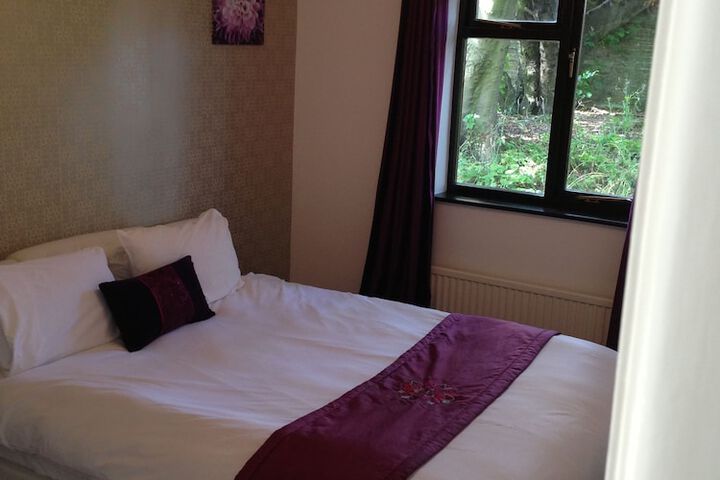 Room 8 of 67