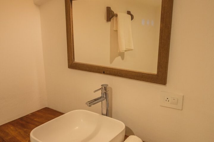 Room 47 of 91