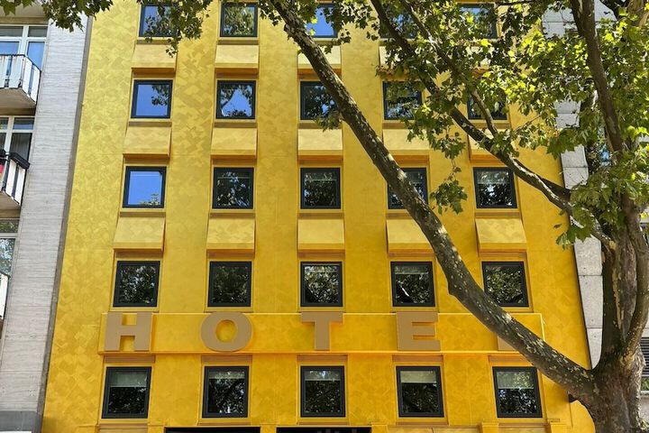 Hotel 50 of 53