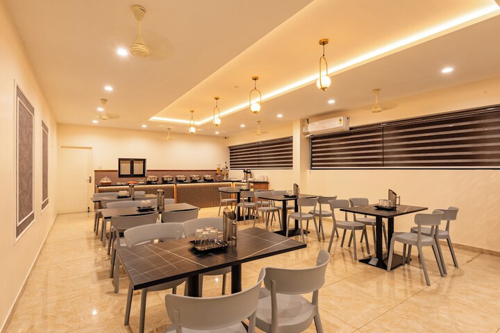 Dining 92 of 107