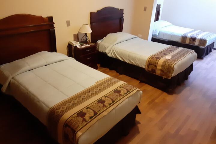 Room 9 of 39