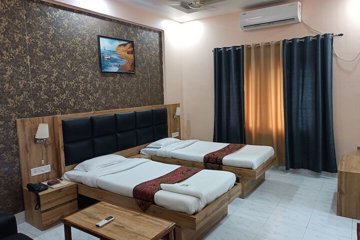 Room 30 of 58