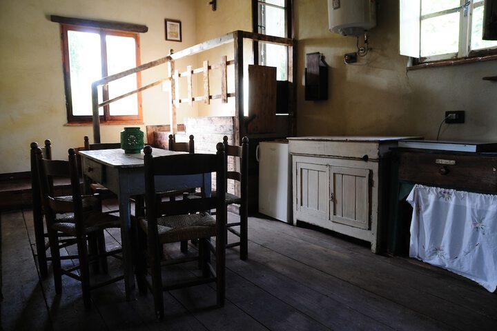 Room 20 of 26